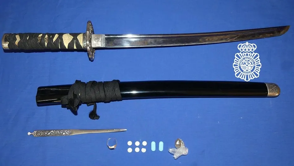 Una pelea con una catana en plena calle se salda con dos detenidos y varios heridos