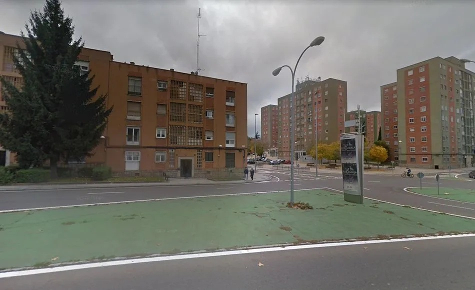 Calle Joaquín Rodrigo en torno al número 46 - Google Maps