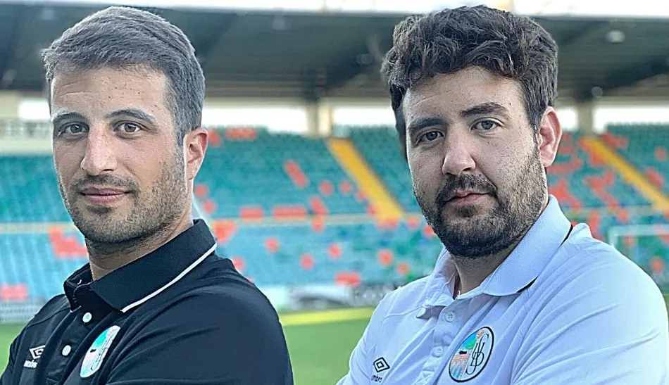 David García y Pablo Iglesias, primer y segundo entrenador del Salamanca UDS B para la temporada 2021-22