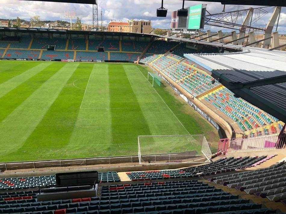 El Salamanca UDS lanza los packs familiares un día antes del inicio de la campaña de abonados