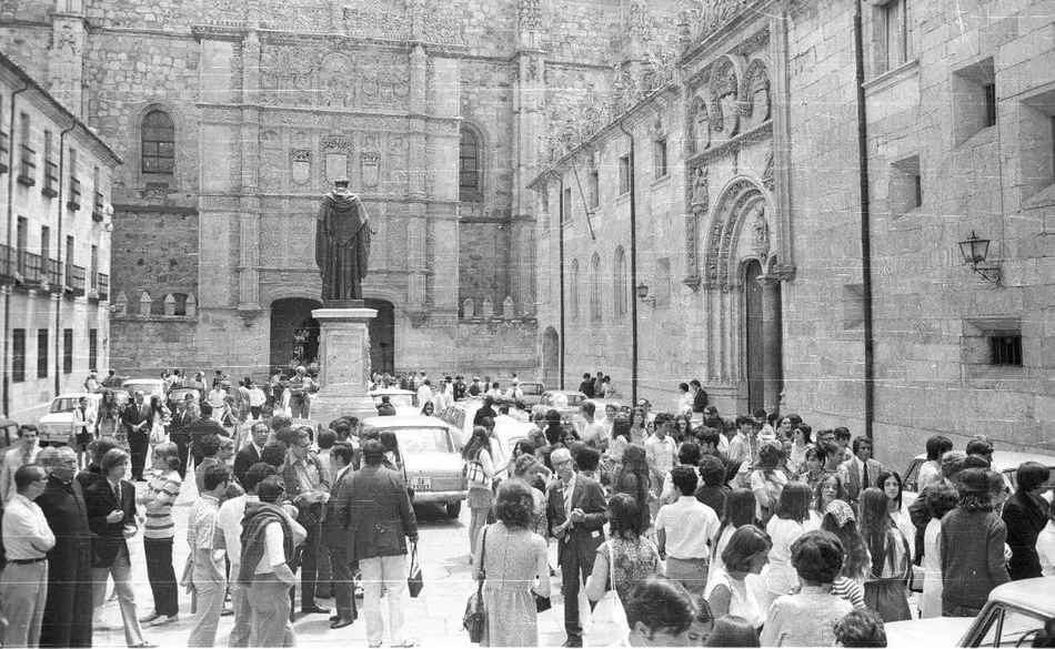 La inauguración de los Cursos de Verano de la Universidad en los 70
