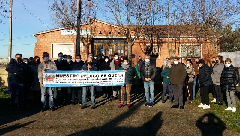 Protesta en Boada por la ausencia de profesionales sanitarios y de consulta médica desde hace semanas