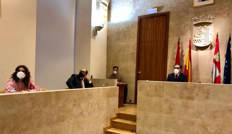 El alcalde expone en el Consejo de Ciudad de Salamanca las líneas generales de los Presupuestos 2022
