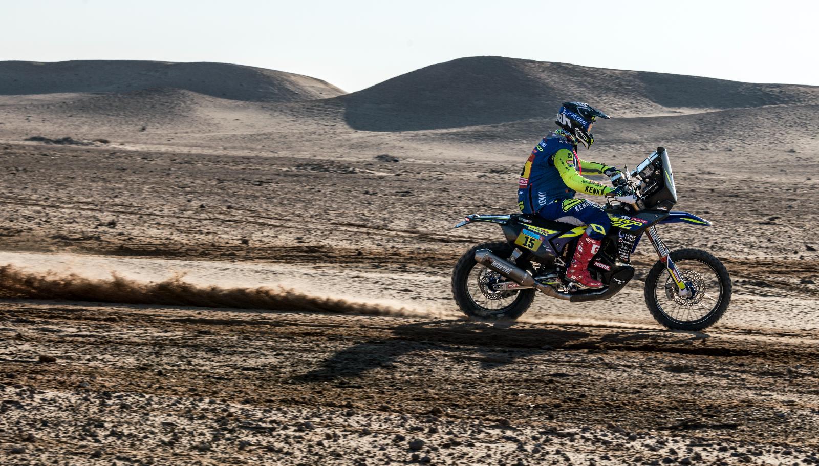 Santolino sigue subiendo en el Dakar: etapa perfecta y quinto en la general