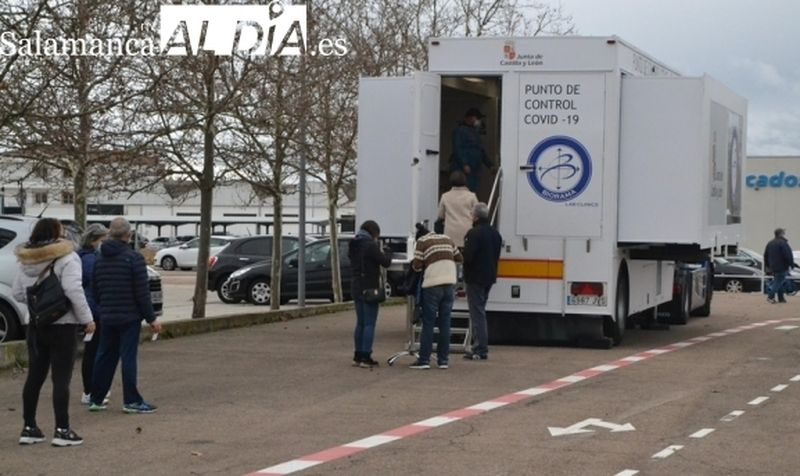 La Asociación de Técnicos de Emergencias defiende que quienes realizan test  en unidades móviles son personal sanitario y cualificado