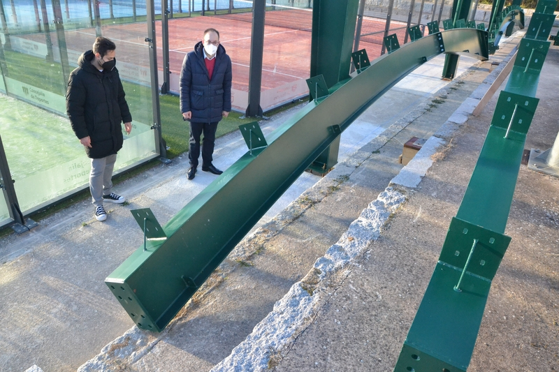 Reactivada la intervención para techar dos de las pistas de pádel