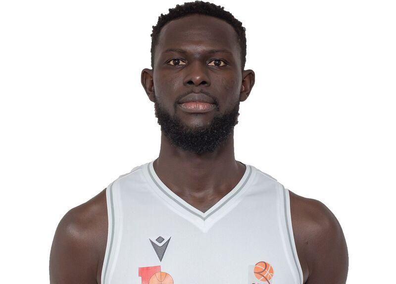 El Aquimisa Carbajosa Empresarial refuerza su juego interior con Sidy Djitte