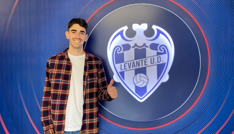 El ex de Unionistas que ha fichado por el filial de un equipo de Primera División