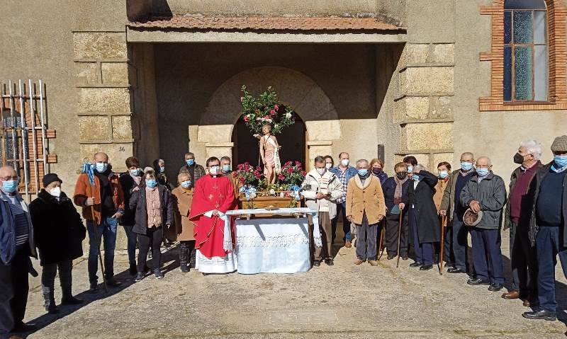 Los vecinos de Zamarra se reúnen para festejar a su patrón San Sebastián