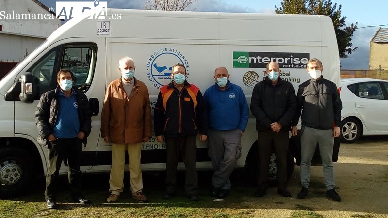 El C.D. Abadengo entrega 1.700 kilos de productos al Banco de Alimentos de Salamanca