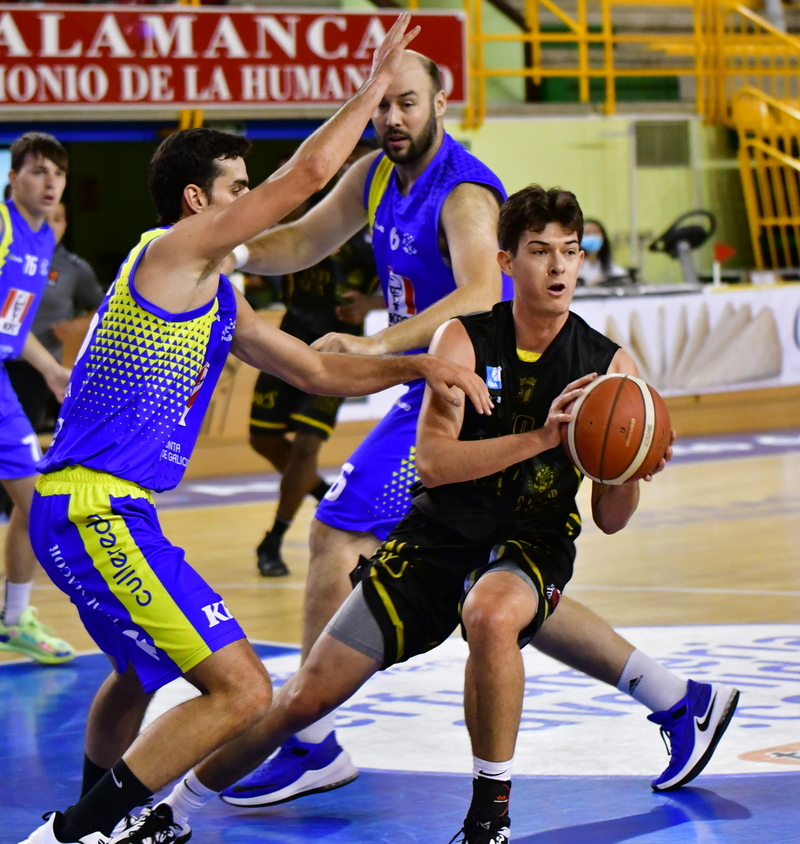 El alero de Usal La Antigua, Kupaa Harrison, MVP de la jornada en el Grupo AB