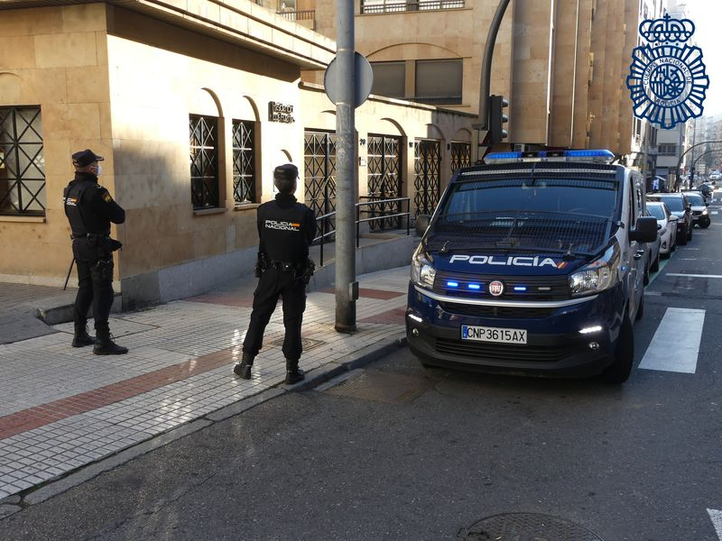 Detenida en Salamanca por estafar cerca de 89.000 euros a una compañía sanitaria