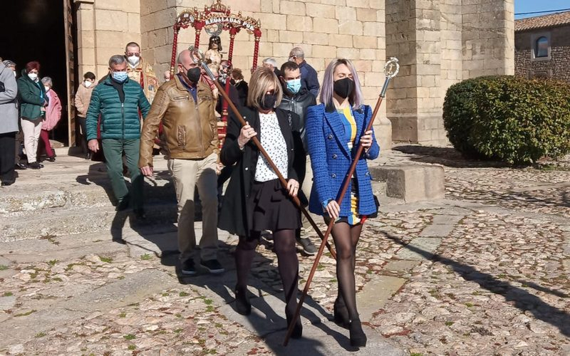 Los vecinos de Yecla de Yeltes celebran San Sebastián con misa y procesión