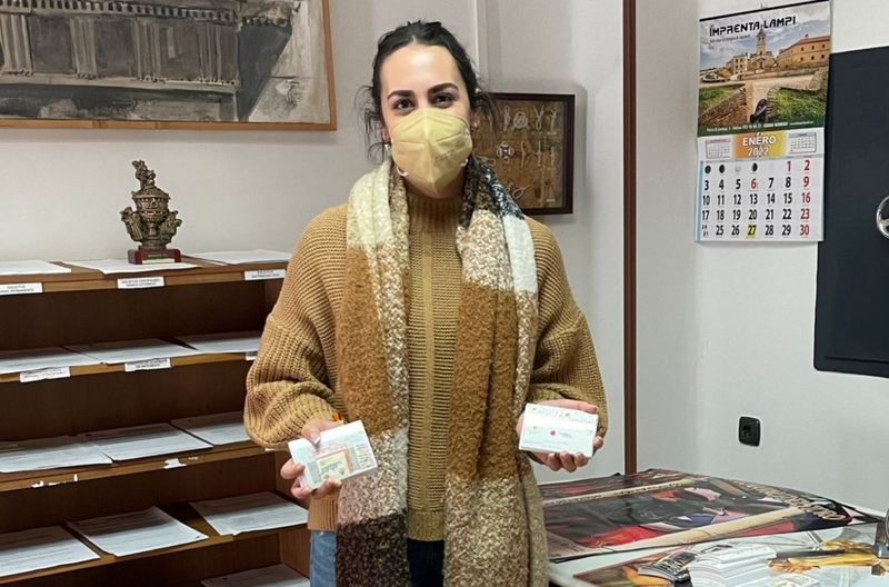 Ya se pueden recoger las pegatinas con los dibujos ganadores del Concurso Infantil del Carnaval