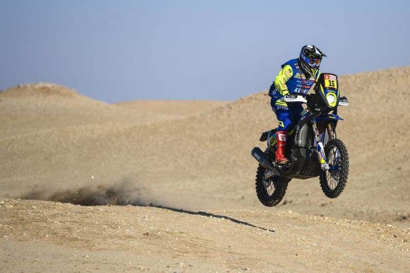 Santolino aguanta entre los primeros en una dura quinta etapa del Dakar