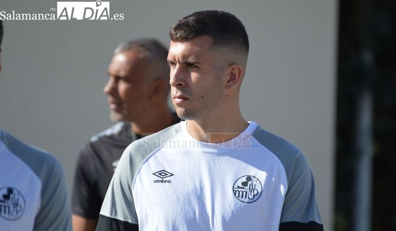 Adri Carrasco ficha por el Móstoles y podría enfrentarse al Salamanca UDS este domingo