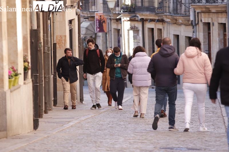 Dos muertos más por coronavirus en Salamanca, donde se registran 545 contagios menos que el miércoles anterior