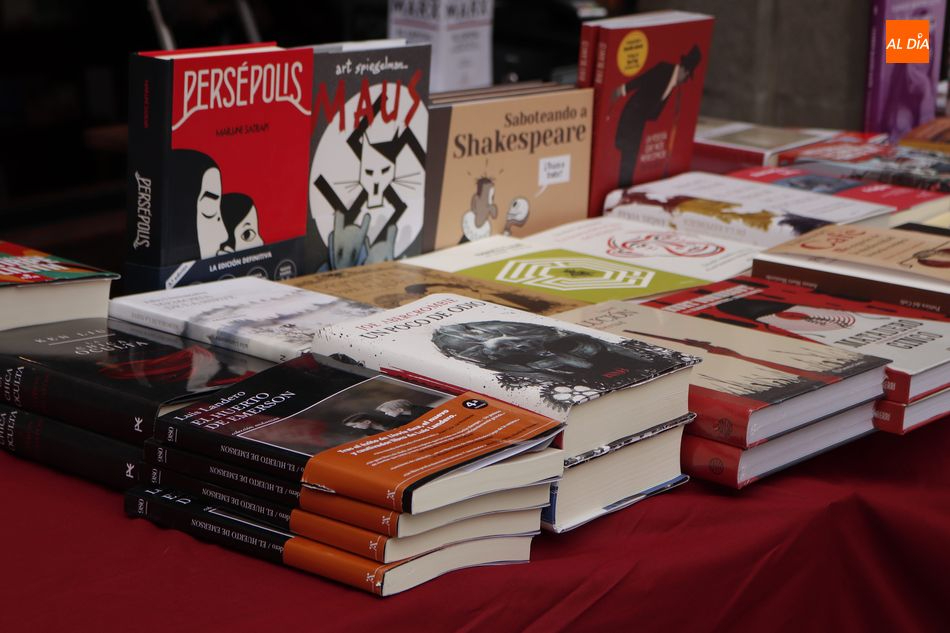 Comienza el reparto de libros del programa de fomento de la lectura y de apoyo al sector de las librerías locales