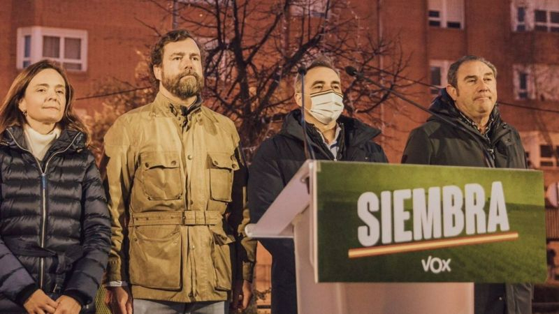 Espinosa afea al PP que se haya vuelto cómodo y advierte de que se llevarán la sorpresa de su vida