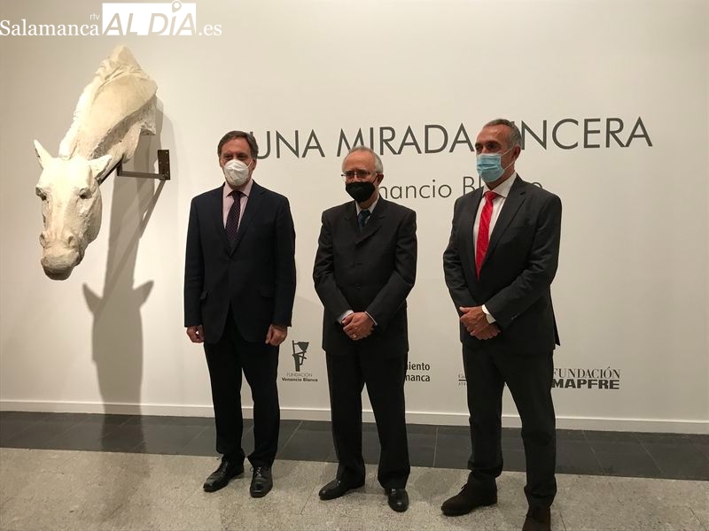 La mirada sincera del escultor Venancio Blanco se muestra en la Sala de Santo Domingo