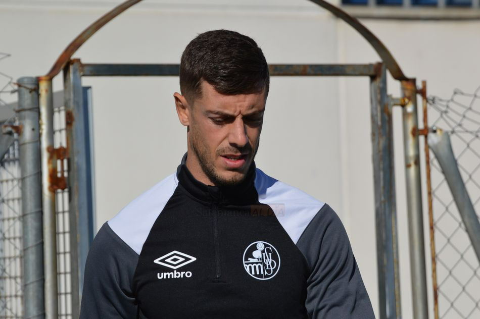 Jairo se queda sin hueco en un Salamanca UDS que cierra el capítulo de bajas sénior