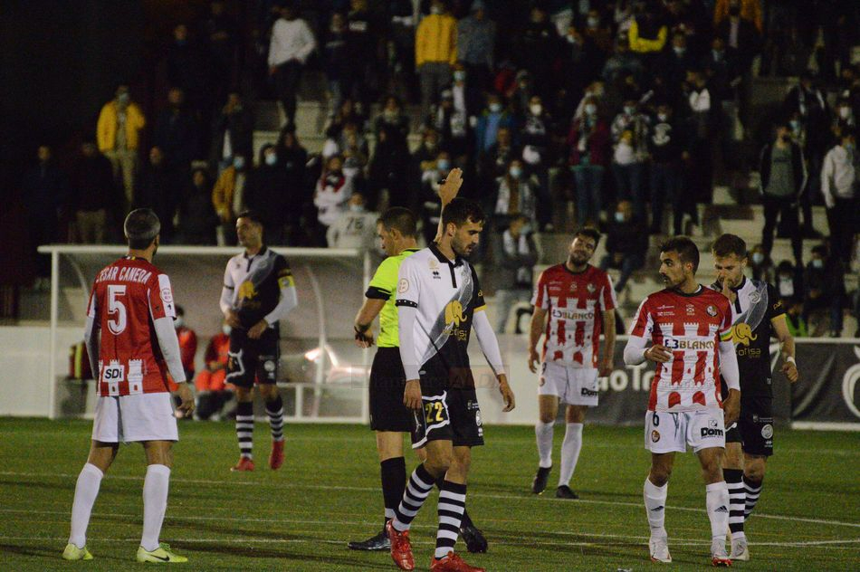 Unionistas se aferra a un playoff que está en un puño