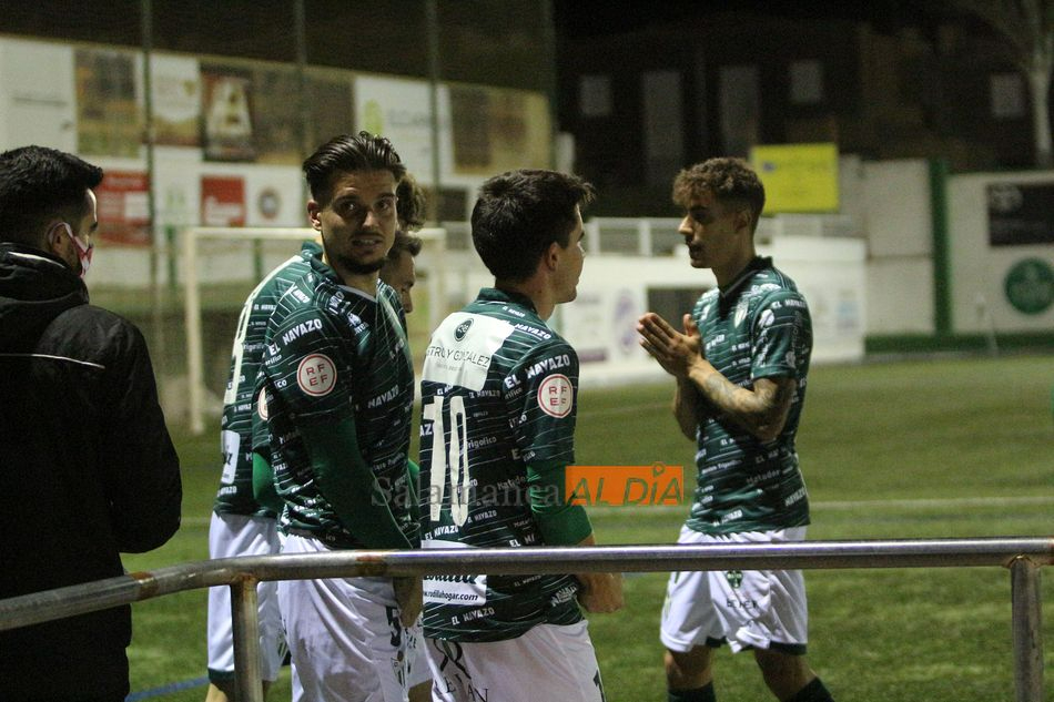 El Guijuelo se encumbra y es el único invicto de los 320 clubes de Tercera RFEF