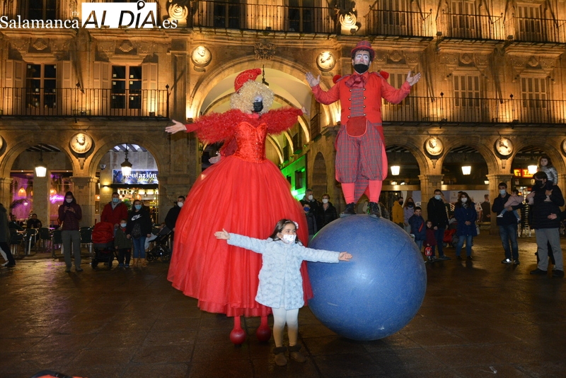 El Niño Lápiz llena de colorido el centro de la ciudad 