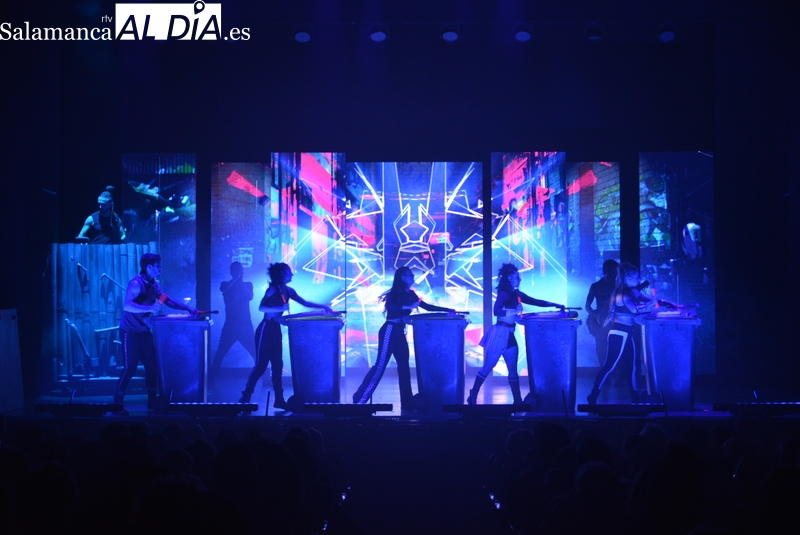 Currents’, pura danza y percusión con Mayumana 