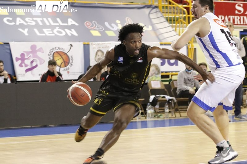 El CB Tormes sufre ante Marín... pero suma la décimo octava victoria (75-72)