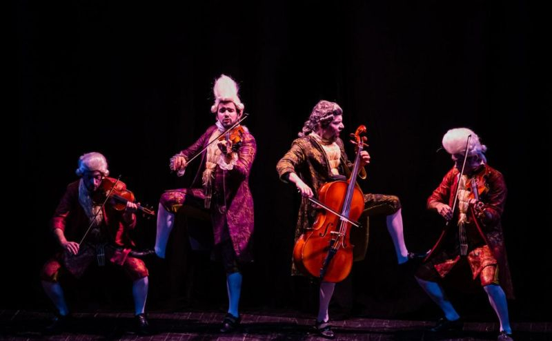 El Liceo de Salamanca acogerá este sábado la obra Maestrissimo de Yllana Teatro