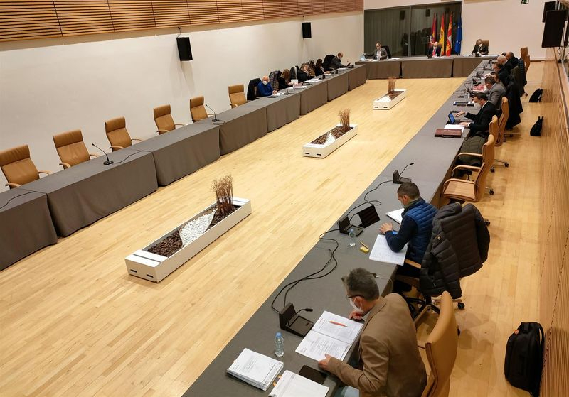 La Diputación aprueba un presupuesto de 133,5 millones de euros con votos a favor de PP y en contra de PSOE y Cs