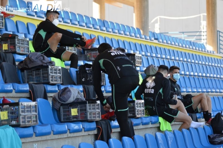 Rayco, Mier y De Miguel, ausentes en el primer entrenamiento del año en Unionistas; Fer Román ya está de vuelta