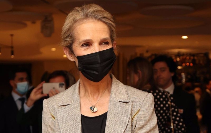 El papel de la Infanta Elena en el enredo del posible divorcio de su hermana y Urdangarín