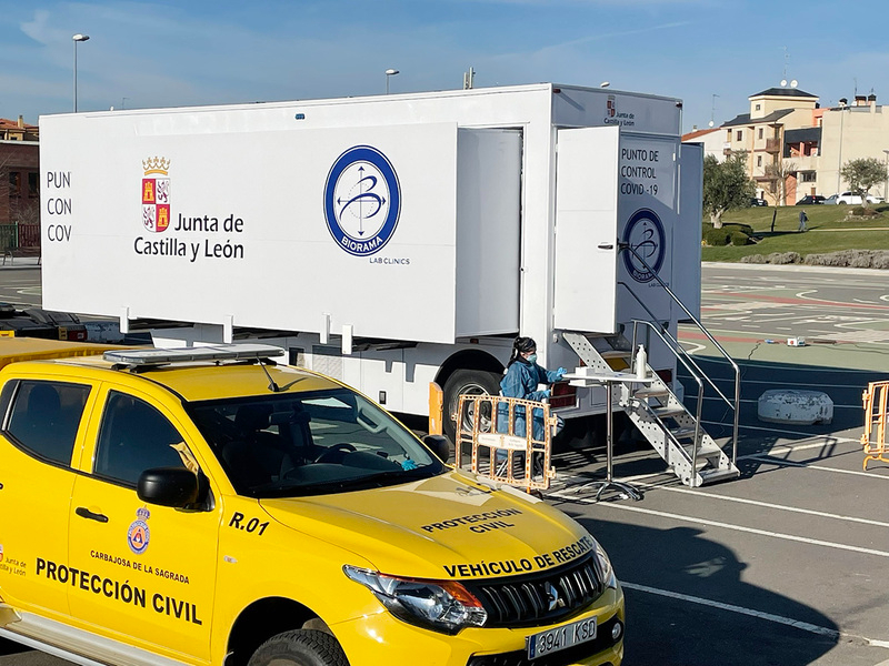 Detectados 61 positivos en una nueva jornada de test masivos en Carbajosa 