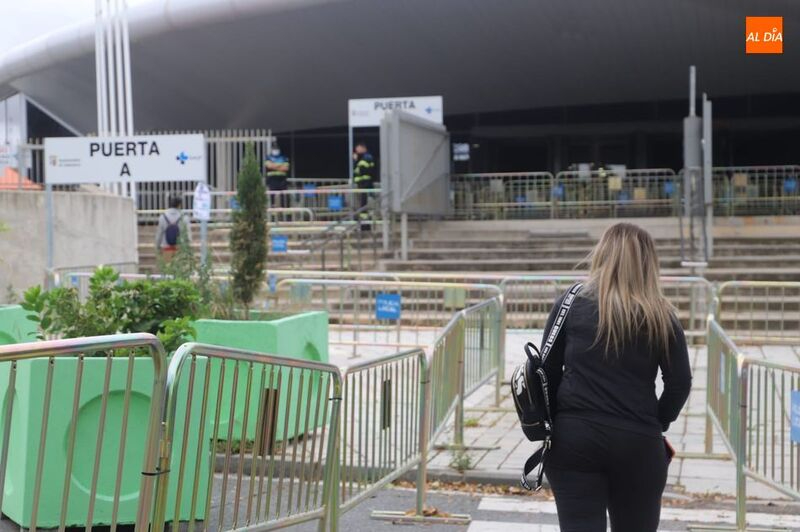 Las reacciones adversas más comunes de la tercera dosis de la vacuna frente a la COVID-19