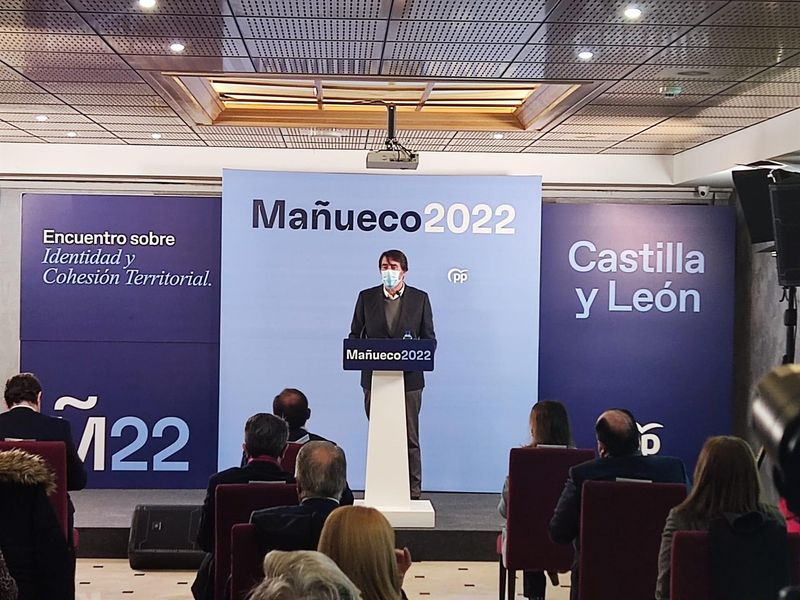 Suárez-Quiñones señala que la reforma de la Ley de Vivienda se fijará en la despoblación y en los jóvenes