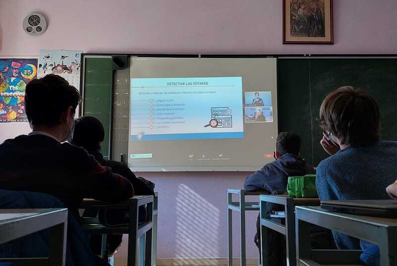 Maristas celebra el Día de Internet Segura