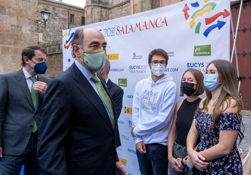 Iberdrola convoca sus becas máster para graduados y estudiantes universitarios de último curso