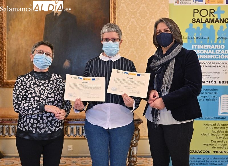 Entrega de diplomas a 15  alumnos del itinerario formativo ‘Limpieza en espacios abiertos e instalaciones industriales’ 