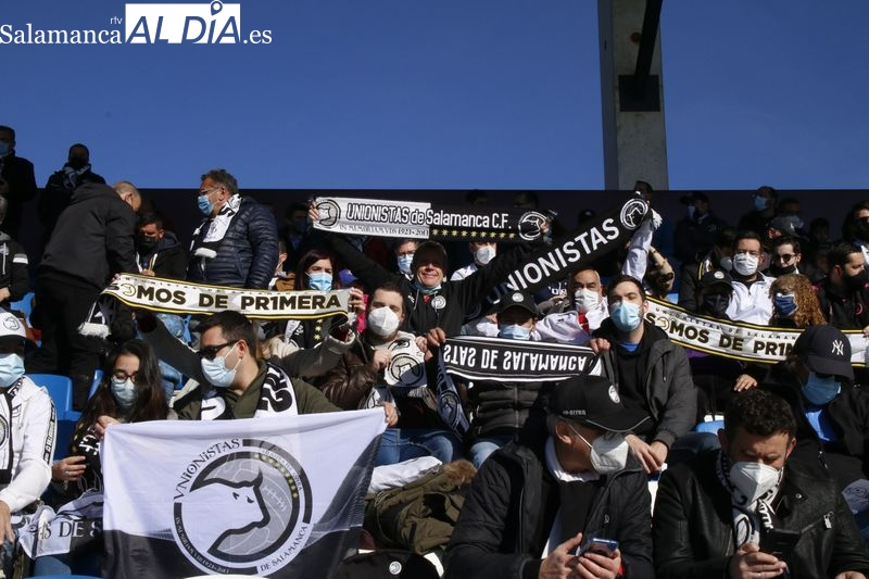 Madrugón en el Reina para soñar con el playoff