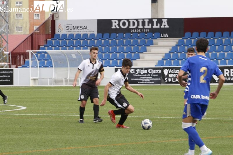 Unionistas golea a la Ponferradina en una jornada de pleno para los charros (4-1)