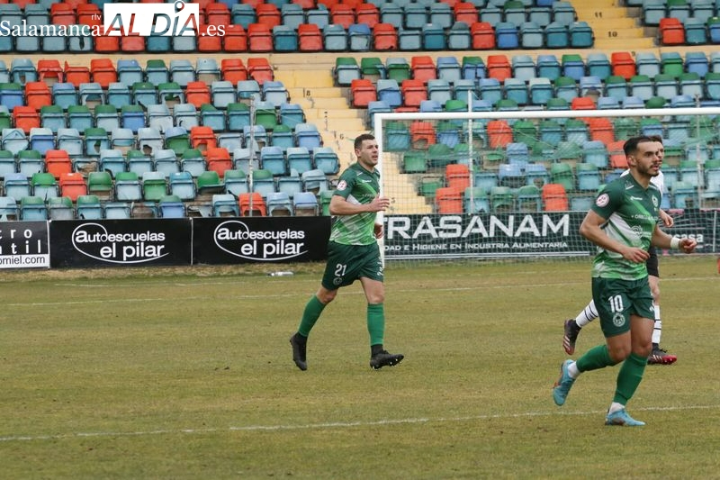 Uxío cae por tercera vez: confirmada su rotura de ligamento cruzado anterior