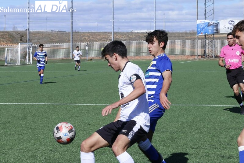 Consulta los resultados y clasificaciones del fútbol base regional con las mejores imágenes