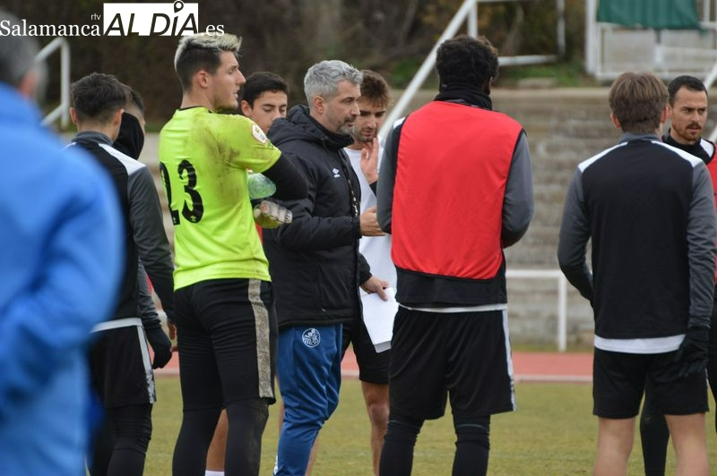 El Salamanca UDS, a cambiar la dinámica en Luanco con un María que es duda para el banquillo