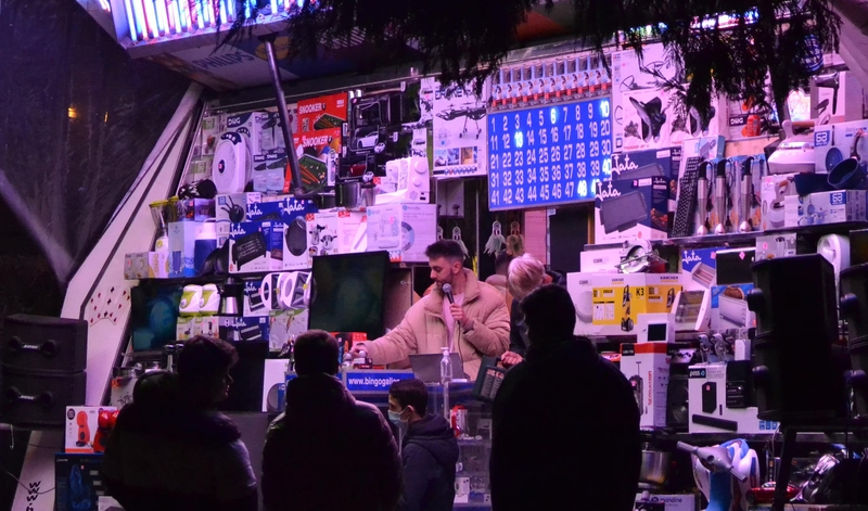 El Bingo echa sus primeras partidas en su novedosa ubicación