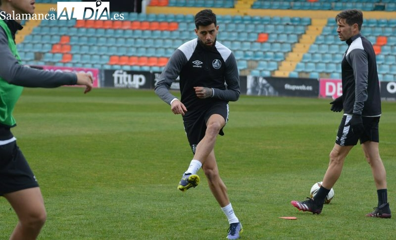 Salamanca UDS - Llanera, una final por la salvación en el Helmántico