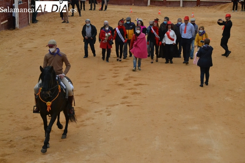 Sergio Elvira hace su debut como alguacilillo del Carnaval