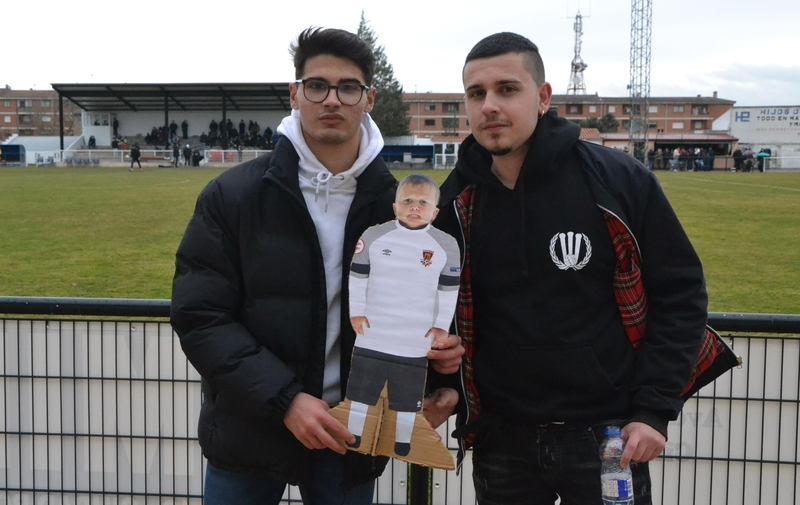 Eh, sácanos una foto: Un espectador especial