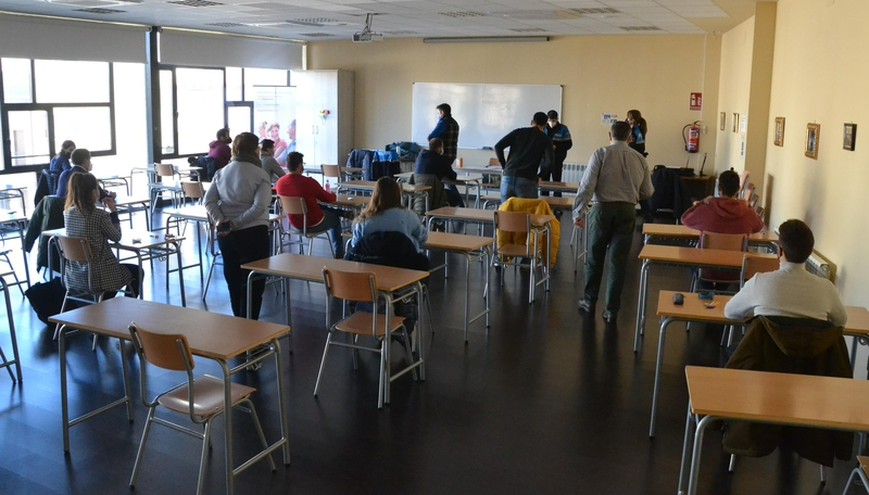 Realizado el 1º examen teórico de la oposición a agente de Policía, que tuvo 4 no presentados